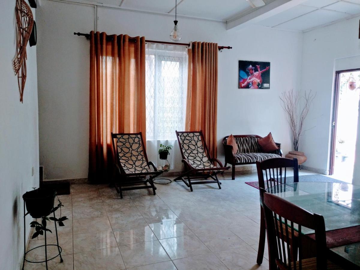 Villa Two Residence 마운트 라비니아 외부 사진